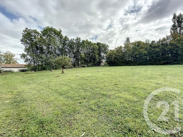 terrain à vendre - 965.0 m2 - THURET - 63 - AUVERGNE - Century 21 Agence Girard