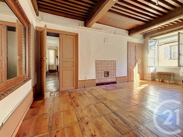 Appartement F5 à vendre - 5 pièces - 198.06 m2 - RIOM - 63 - AUVERGNE - Century 21 Agence Girard