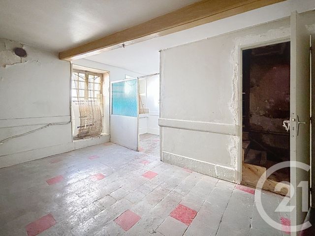 Appartement F5 à vendre - 5 pièces - 198.06 m2 - RIOM - 63 - AUVERGNE - Century 21 Agence Girard