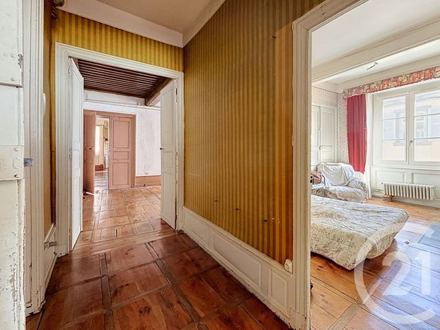 Appartement F5 à vendre - 5 pièces - 198.06 m2 - RIOM - 63 - AUVERGNE - Century 21 Agence Girard