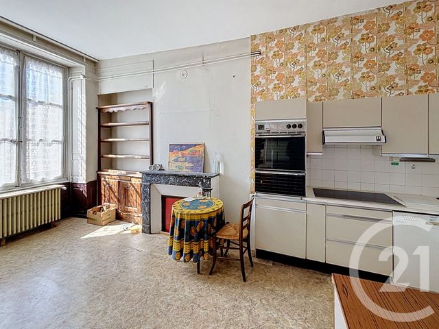 Appartement F5 à vendre - 5 pièces - 198.06 m2 - RIOM - 63 - AUVERGNE - Century 21 Agence Girard