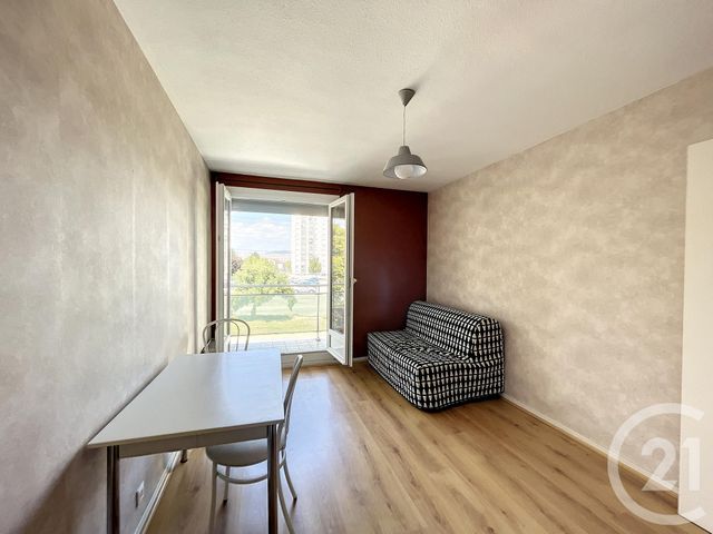Studio à louer - 1 pièce - 18.05 m2 - CLERMONT FERRAND - 63 - AUVERGNE - Century 21 Agence Girard