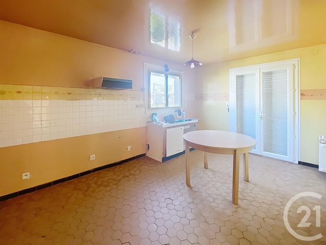 maison à vendre - 7 pièces - 116.7 m2 - RIOM - 63 - AUVERGNE - Century 21 Agence Girard