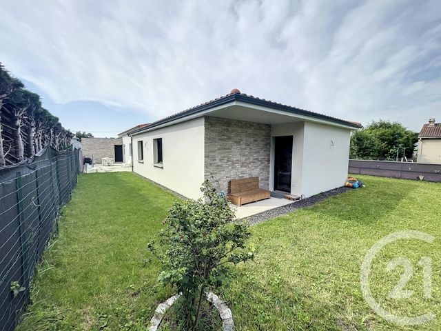 maison - ENTRAIGUES - 63
