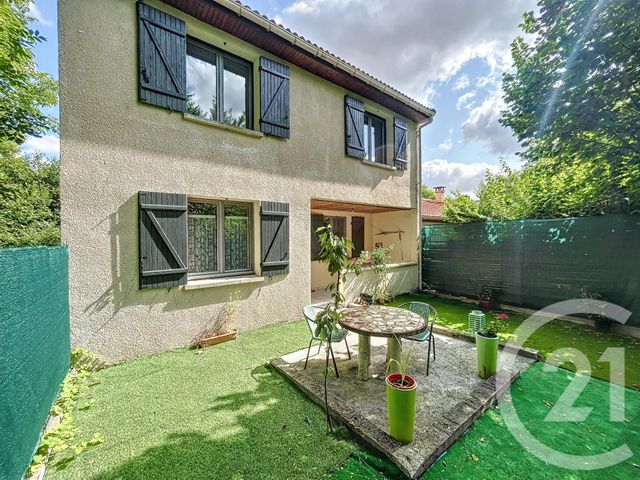 maison à vendre - 4 pièces - 105.0 m2 - MOZAC - 63 - AUVERGNE - Century 21 Agence Girard
