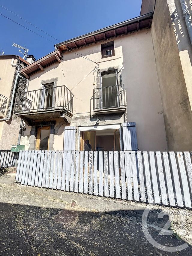 maison - VOLVIC - 63