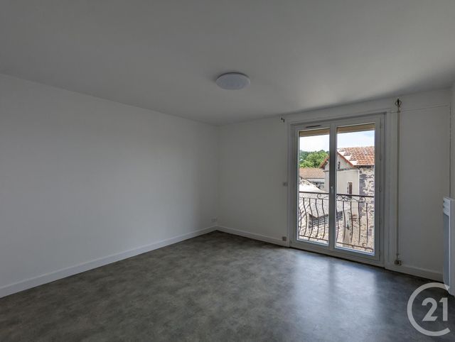Appartement F1 à louer ENVAL