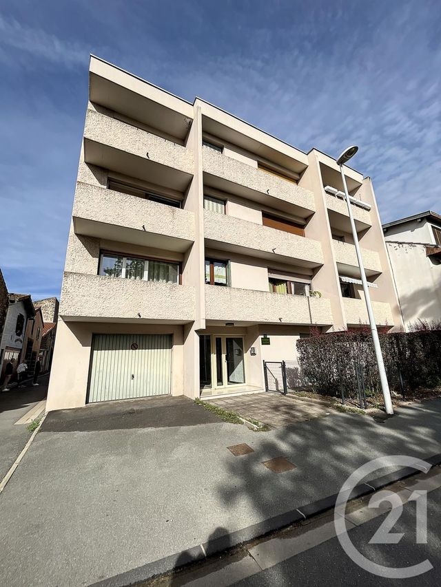 Appartement F1 à vendre - 1 pièce - 37.8 m2 - RIOM - 63 - AUVERGNE - Century 21 Agence Girard