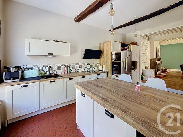 maison à vendre - 5 pièces - 178.0 m2 - RIOM - 63 - AUVERGNE - Century 21 Agence Girard