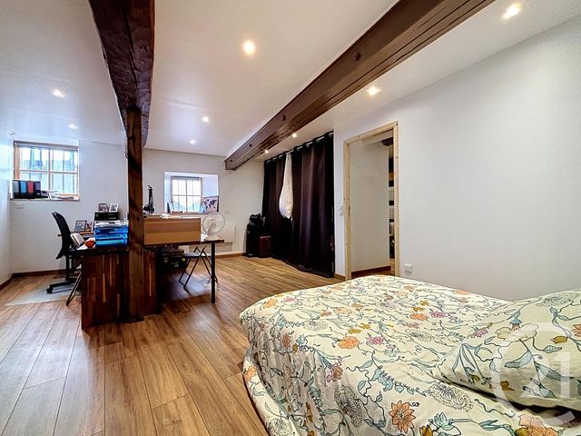 maison à vendre - 5 pièces - 178.0 m2 - RIOM - 63 - AUVERGNE - Century 21 Agence Girard