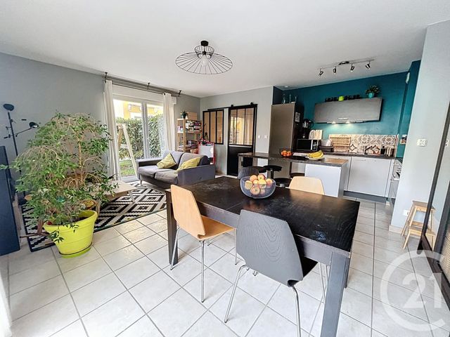 maison à vendre - 4 pièces - 76.17 m2 - GERZAT - 63 - AUVERGNE - Century 21 Agence Girard