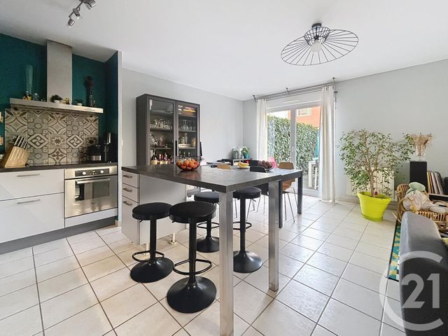 maison à vendre - 4 pièces - 76.17 m2 - GERZAT - 63 - AUVERGNE - Century 21 Agence Girard