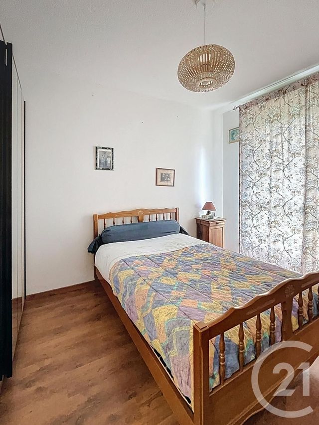 Appartement F2 à vendre - 2 pièces - 43.02 m2 - RIOM - 63 - AUVERGNE - Century 21 Agence Girard