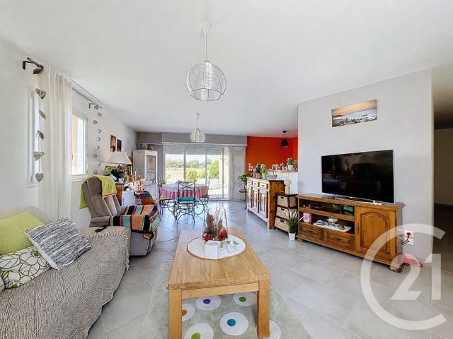 maison à vendre - 5 pièces - 112.0 m2 - PESSAT VILLENEUVE - 63 - AUVERGNE - Century 21 Agence Girard