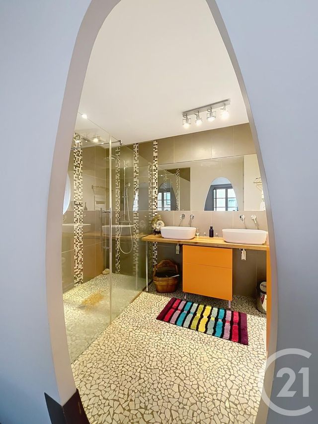 maison à vendre - 6 pièces - 235.0 m2 - RIOM - 63 - AUVERGNE - Century 21 Agence Girard