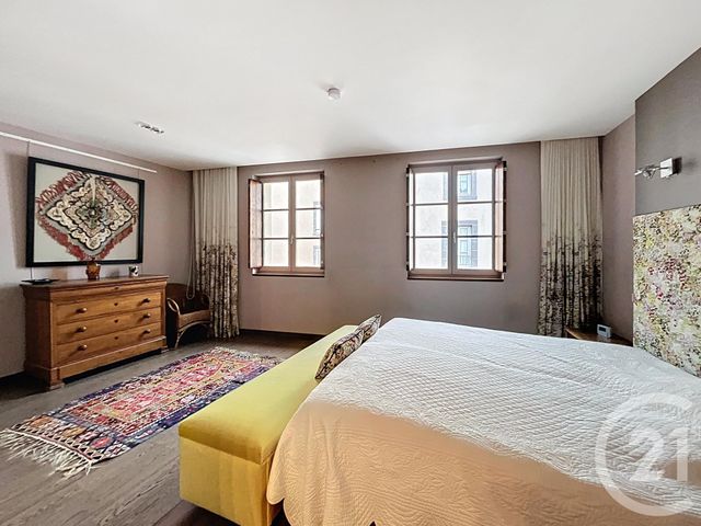 maison à vendre - 6 pièces - 235.0 m2 - RIOM - 63 - AUVERGNE - Century 21 Agence Girard