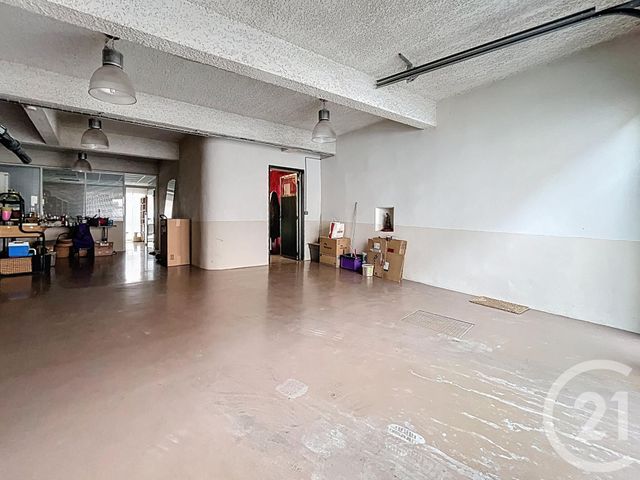 maison à vendre - 6 pièces - 235.0 m2 - RIOM - 63 - AUVERGNE - Century 21 Agence Girard