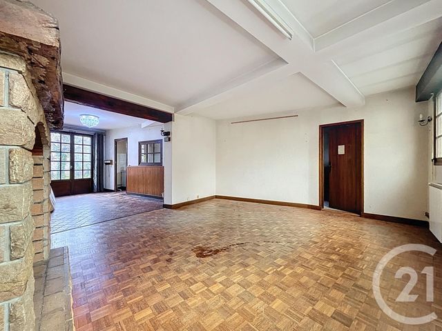 maison à vendre - 8 pièces - 210.0 m2 - VARENNES SUR MORGE - 63 - AUVERGNE - Century 21 Agence Girard