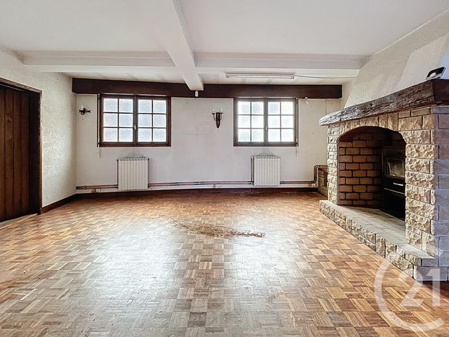 maison à vendre - 8 pièces - 210.0 m2 - VARENNES SUR MORGE - 63 - AUVERGNE - Century 21 Agence Girard