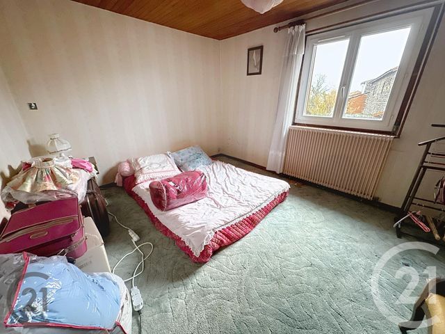 Afficher la photo en grand maison à vendre - 11 pièces - 150.01 m2 - ST BONNET PRES RIOM - 63 - AUVERGNE - Century 21 Agence Girard