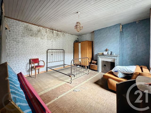 Afficher la photo en grand maison à vendre - 11 pièces - 150.01 m2 - ST BONNET PRES RIOM - 63 - AUVERGNE - Century 21 Agence Girard