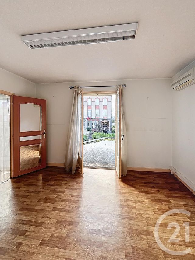 maison à vendre - 5 pièces - 160.0 m2 - ENNEZAT - 63 - AUVERGNE - Century 21 Agence Girard