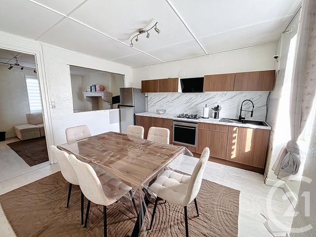 maison à vendre - 2 pièces - 46.84 m2 - LOUBEYRAT - 63 - AUVERGNE - Century 21 Agence Girard