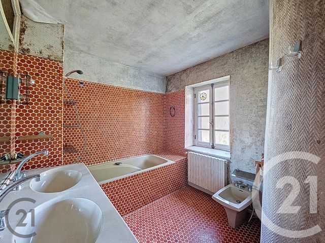 maison à vendre - 8 pièces - 408.6 m2 - MOZAC - 63 - AUVERGNE - Century 21 Agence Girard