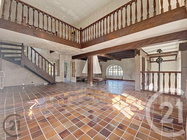 maison à vendre - 8 pièces - 408.6 m2 - MOZAC - 63 - AUVERGNE - Century 21 Agence Girard