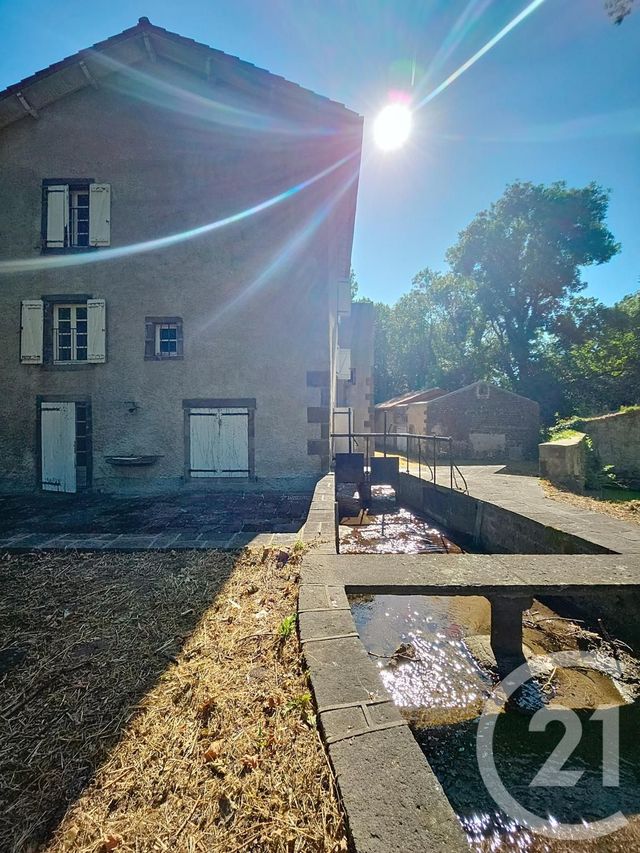maison à vendre - 8 pièces - 408.6 m2 - MOZAC - 63 - AUVERGNE - Century 21 Agence Girard