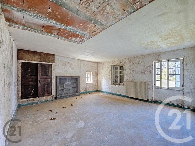 maison à vendre - 8 pièces - 408.6 m2 - MOZAC - 63 - AUVERGNE - Century 21 Agence Girard