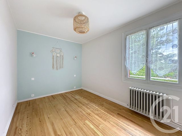 maison à vendre - 6 pièces - 120.0 m2 - RIOM - 63 - AUVERGNE - Century 21 Agence Girard