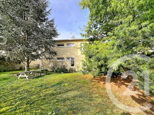 maison à vendre - 6 pièces - 120.0 m2 - RIOM - 63 - AUVERGNE - Century 21 Agence Girard