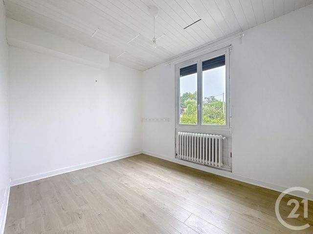 maison à vendre - 4 pièces - 96.48 m2 - MOZAC - 63 - AUVERGNE - Century 21 Agence Girard