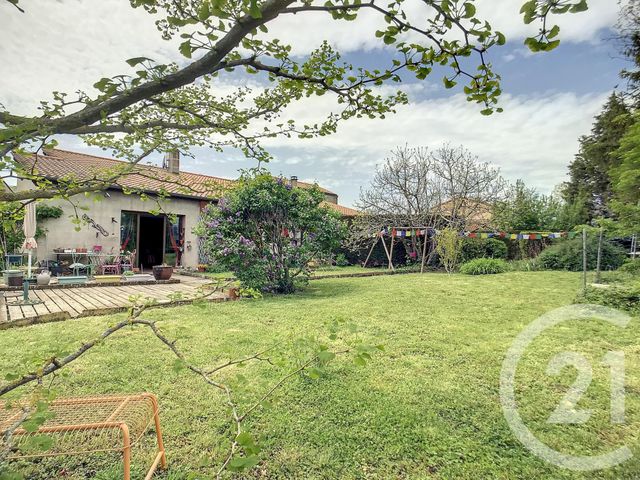 maison à vendre - 10 pièces - 250.0 m2 - MENETROL - 63 - AUVERGNE - Century 21 Agence Girard