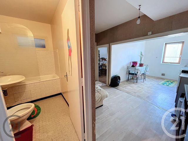 maison à vendre - 9 pièces - 117.0 m2 - RIOM - 63 - AUVERGNE - Century 21 Agence Girard