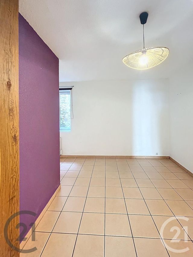 Afficher la photo en grand Appartement F3 à vendre - 3 pièces - 59.7 m2 - RIOM - 63 - AUVERGNE - Century 21 Agence Girard