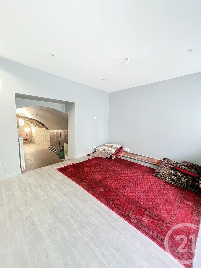 Afficher la photo en grand maison à vendre - 4 pièces - 120.0 m2 - ST BONNET PRES RIOM - 63 - AUVERGNE - Century 21 Agence Girard