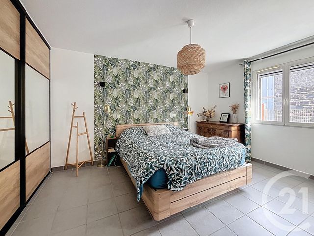 maison à vendre - 6 pièces - 145.0 m2 - CELLULE - 63 - AUVERGNE - Century 21 Agence Girard