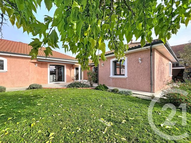 maison à vendre - 6 pièces - 145.0 m2 - CELLULE - 63 - AUVERGNE - Century 21 Agence Girard