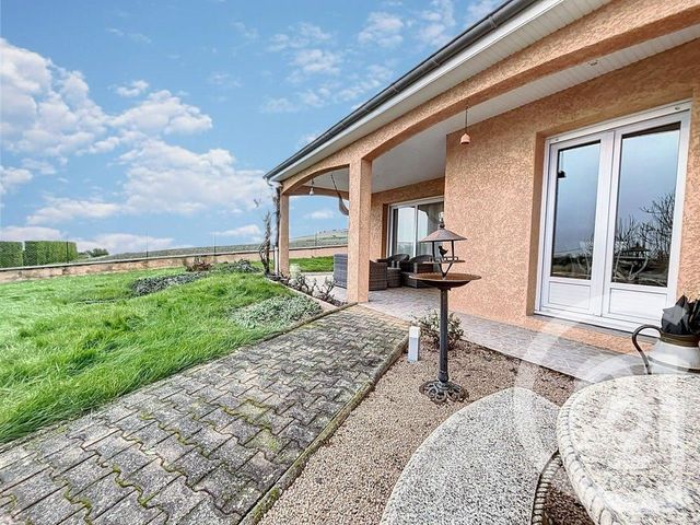 maison à vendre - 5 pièces - 155.0 m2 - BEAUREGARD VENDON - 63 - AUVERGNE - Century 21 Agence Girard