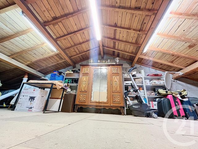 maison à vendre - 5 pièces - 155.0 m2 - BEAUREGARD VENDON - 63 - AUVERGNE - Century 21 Agence Girard