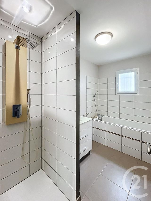 maison à vendre - 4 pièces - 83.02 m2 - MARSAT - 63 - AUVERGNE - Century 21 Agence Girard