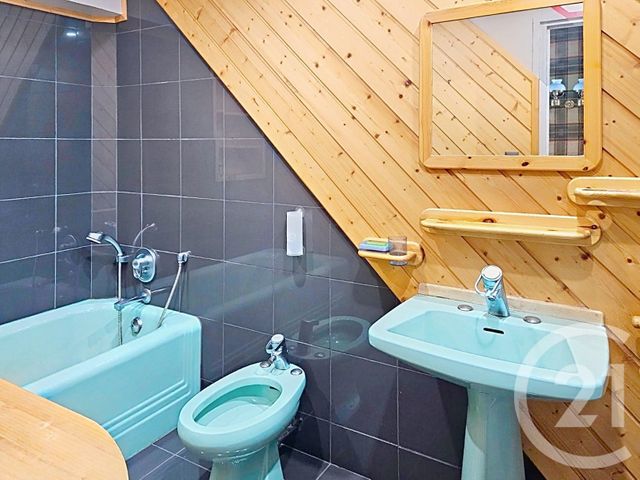 maison à vendre - 8 pièces - 245.0 m2 - RIOM - 63 - AUVERGNE - Century 21 Agence Girard