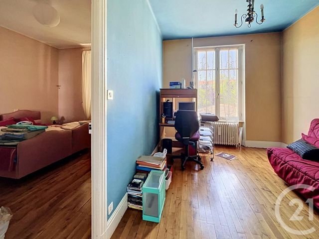 maison à vendre - 8 pièces - 245.0 m2 - RIOM - 63 - AUVERGNE - Century 21 Agence Girard