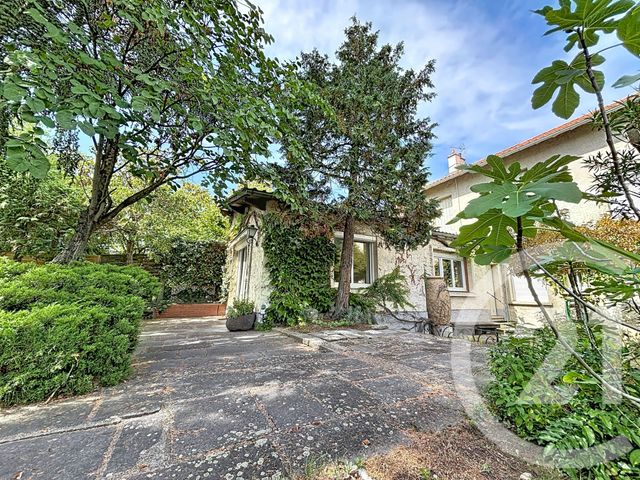 maison à vendre - 8 pièces - 245.0 m2 - RIOM - 63 - AUVERGNE - Century 21 Agence Girard