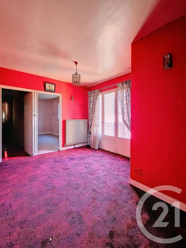 maison à vendre - 6 pièces - 150.62 m2 - BLANZAT - 63 - AUVERGNE - Century 21 Agence Girard