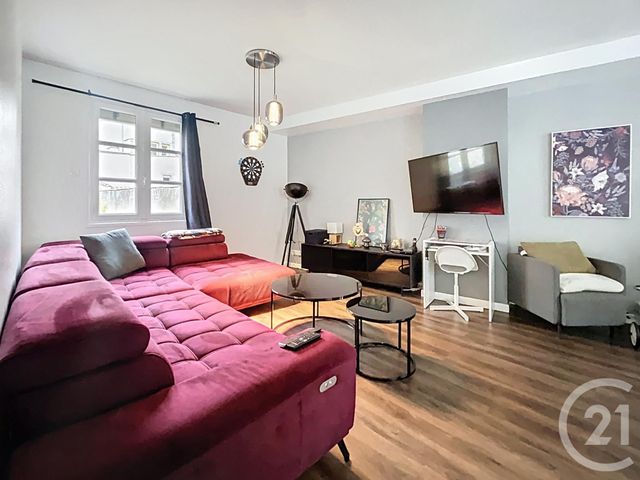 Appartement F3 à vendre - 4 pièces - 85.39 m2 - RIOM - 63 - AUVERGNE - Century 21 Agence Girard