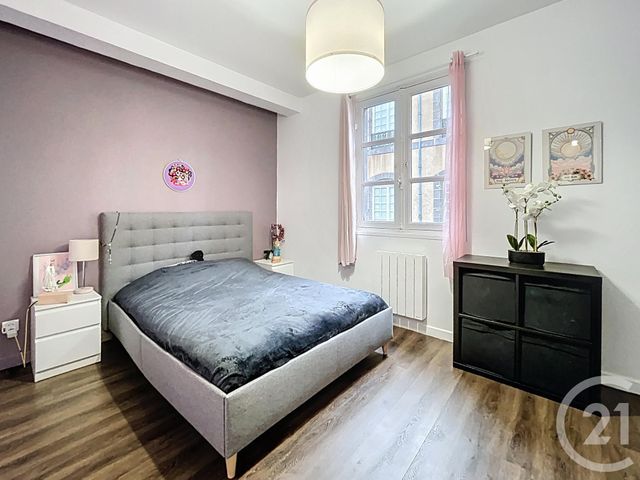 Appartement F3 à vendre - 4 pièces - 85.39 m2 - RIOM - 63 - AUVERGNE - Century 21 Agence Girard