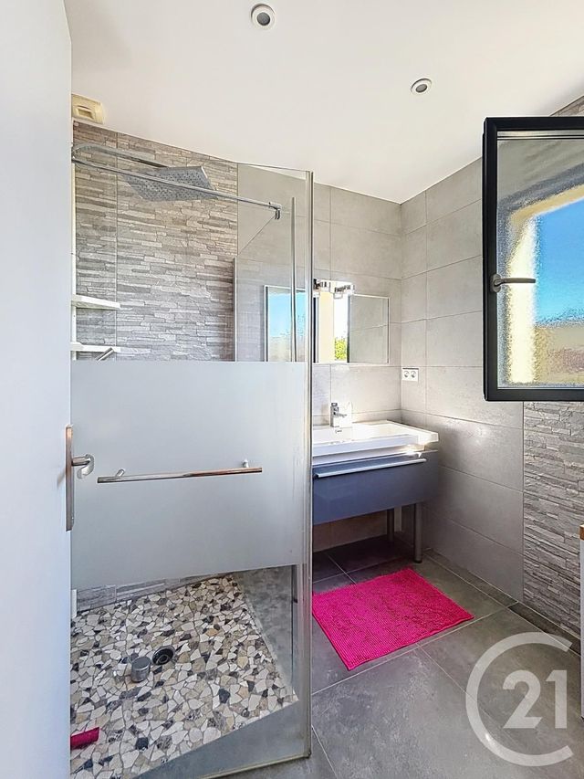 maison à vendre - 5 pièces - 150.0 m2 - RIOM - 63 - AUVERGNE - Century 21 Agence Girard
